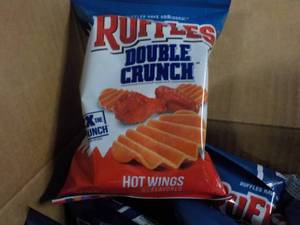 lot 418 image: Case of Ruffles Double Crunch Hot W...