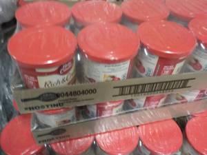 lot 424 image: 2 - 8 Packs Betty Crocker Coconut P...