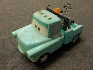 lot 16 image: Plastic Tow Truck...