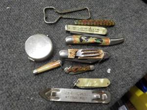 lot 31 image: Vintage Knives and more...
