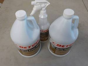 lot 102 image: 2 - 1 Gallon jugs Betco Spray Foam ...