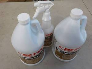 lot 107 image: 2 - 1 Gallon jugs Betco Spray Foam ...