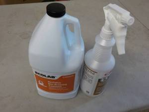lot 114 image: 1 Gallon Ecolab Revitalize Non Brow...