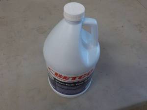 lot 121 image: 1 Gallon Betco Floor Stripper...