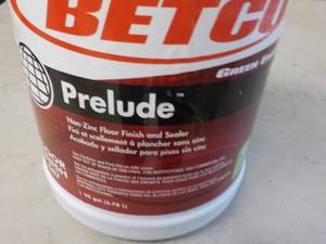 lot 124 image: 1 Gallon Betco Prelude Floor Finish...