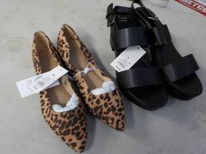 lot 165 image: 2 pair Womens size 10 and 11 Shoes...