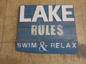 lot 235 image: Lake Wood Sign 25 x 22 Bottom Board...