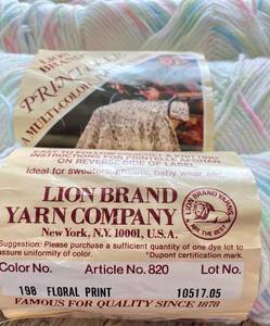 lot 106 image: Vintage Lions Den Pastel Yarn.