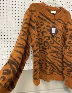 lot 88 image: &nbspAva & Viv Animal Print Cheetah Womens Sweater Size 1X