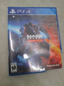 ps4 mass effect legendary edition br...