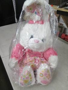 new singing , big bunny ears move ad...