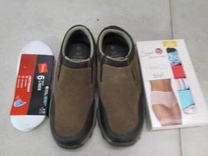 lot of geroege slip on shoes 9.5 me...
