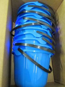 box of 11 light up halloween pails ...