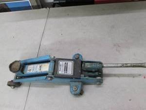 pro-lift 4000lb jack works ...