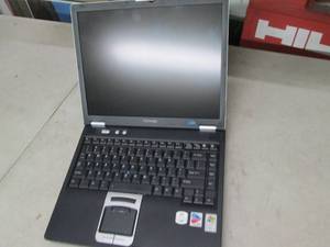 toshiba tecra m2-s530 powers on no ...