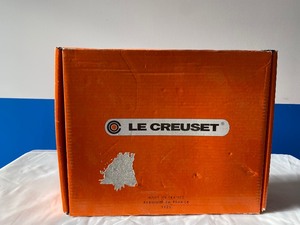 LE CREUSET DUTCH OVEN