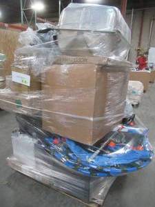 lot 303 image: MIXED PALLET (37 Pieces) OF SPORTING GOODS, TOOLS, FURNITURE AND MORE - RETAIL VALUE $2,499.40