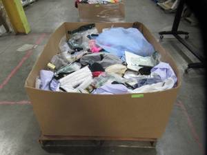 lot 313 image: Large Wholesale Bin Of Misc. $1.00 - $10.00 Items