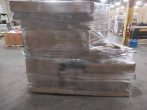 lot 428 image: MIXED PALLET (41 Pieces) OF FURNITURE  AND MORE - RETAIL VALUE $5,023.45