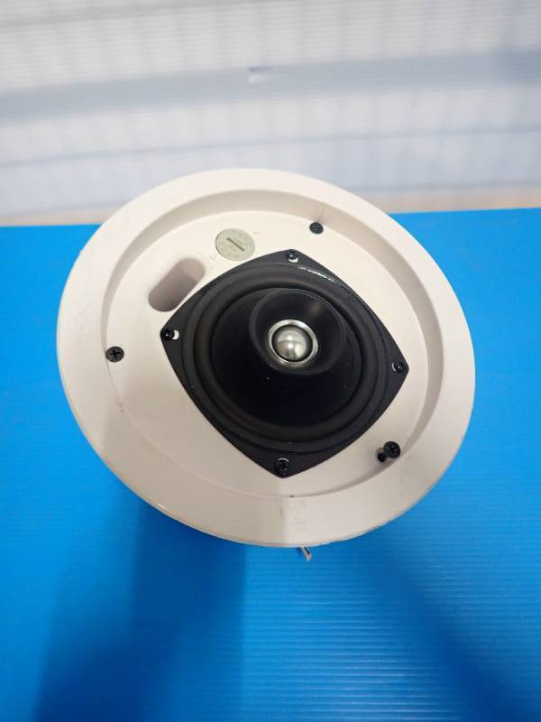 lot 35 image: Shure&nbspSCM268