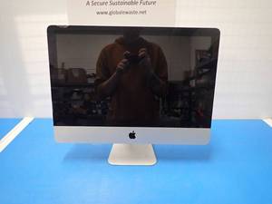 lot 85 image: 2010 Apple&nbspiMac11,2 All-In-One PC &nbspINTEL(R) CORE(TM) I3 CPU 540  3.07GHZ  8GB DDR3 SDRAM  (tested w 30 day warranty) (Includes OS and power cable)(Large chips in glass around edges )