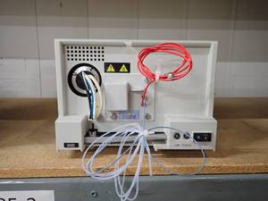lot 83 image: Waters Cooperation Lab Equipment &nbspModel 2998 &nbspPM kit # 2010001X6  