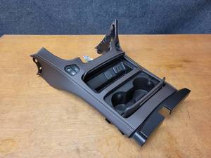 lot 733 image: NOS - Genuine GM 2016 to 2017 Chevrolet Suburban  Tahoe Front Floor Console Trim Cocoa - Part No. 84127581