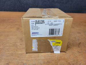 lot 758 image: NOS - Genuine GM Motor Kit - 2007 to 2014 Chevrolet Tahoe, Suburban, Silverado and GMC Yukon, Sierra - Part No. 20903477