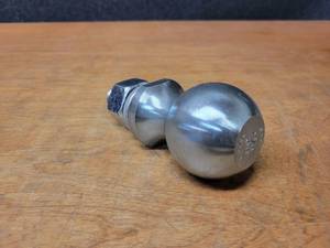 lot 840 image: NOS - 2-516 Hitch Ball - 7500 LB - 1 Shank