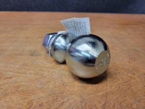 lot 841 image: NOS - 2-516 Hitch Ball - 7500 LB - 1 Shank