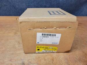 lot 851 image: NOS - Genuine GM Power Steering Pump Assembly - Part No. 15267674