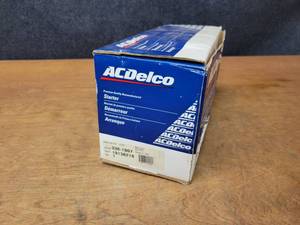 lot 885 image: Genuine ACDelco Remanufactured GM Starter - Part No. 19136216