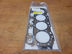 lot 906 image: NOS - Genuine GM Right Side Head Gasket - For GM 6.6L Diesel Engine - Part No. 12637790