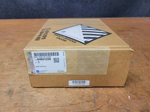 lot 959 image: NOS - Genuine GM Airbag Module - Part No. 84651228