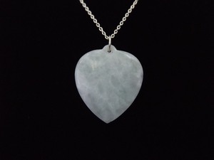 .925 Sterling Silver Light Green Jade Heart Pendant Necklace