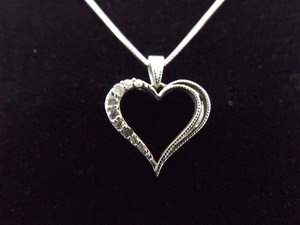 .925 Sterling Silver Diamond Heart Pendant Necklace