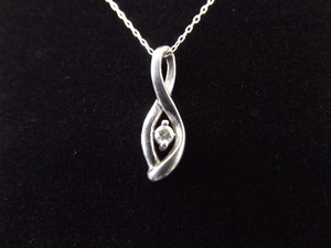 .925 Sterling Silver Diamond Solitaire Infinity Pendant Necklace