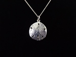 .925 Sterling Silver Sand Dollar Pendant Necklace