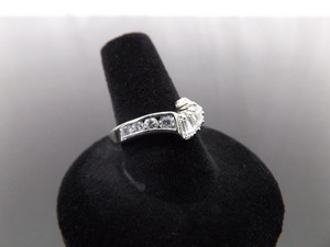 .925 Sterling Silver Styled Zirconia Ring Size 8