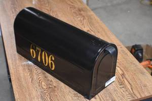 Gibraltar Mailbox