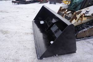 lot 7 image: Universal Mount Bobcat Skid Loader Skid Steer 95 Material HandlingSnow Bucket