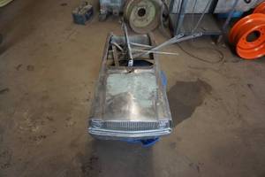 lot 17 image: Vintage Metal Pedal Car