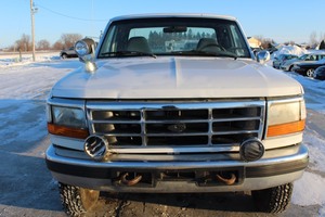 lot 39 image: 1996 Ford F-250 XLT 4x4
