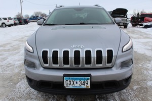 2016 Jeep Cherokee Latitude 4x4- $18,625 NADA Retail Value