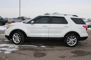 2013 Ford Explorer XLT - 4X4