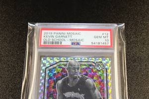 lot 14 image: 2019-20 Mosaic Old School Silver Prizm Kevin Garnett #12 PSA 10