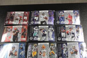 lot 27 image: 2020 Mosaic Flea Flicker Complete Insert Set  15 Card Complete Insert Set