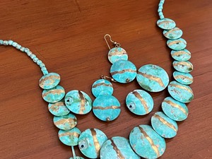 lot 92 image: Vintage Beaded Necklace and Earrings for Repair or Repurpose