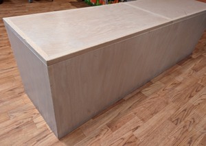 lot 74 image: Blonde Wood Storage Chest