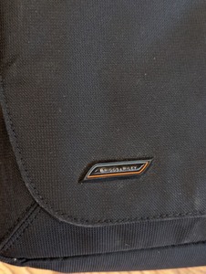 lot 140 image: Briggs and Riley Messenger Bag